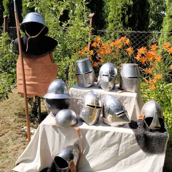 Hełmy średniowieczne